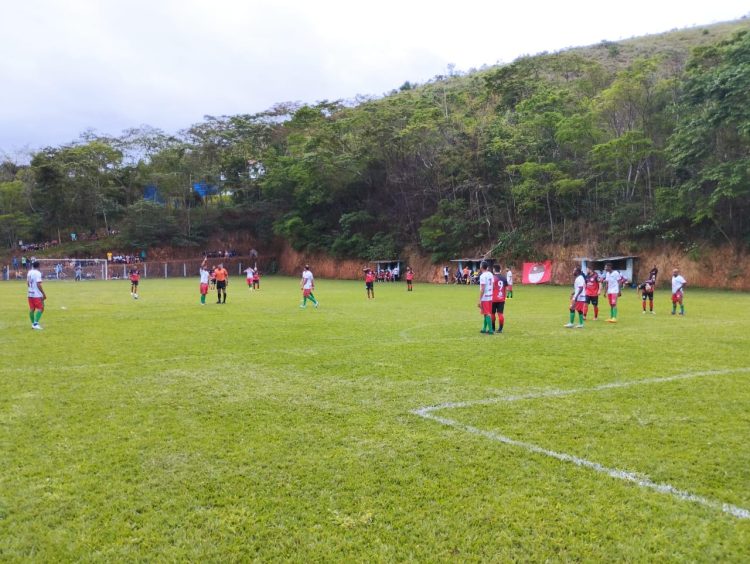 União de Ariranha é Campeão do Distrital na categoria Titular após empate em 0 x 0 com Santa Rita