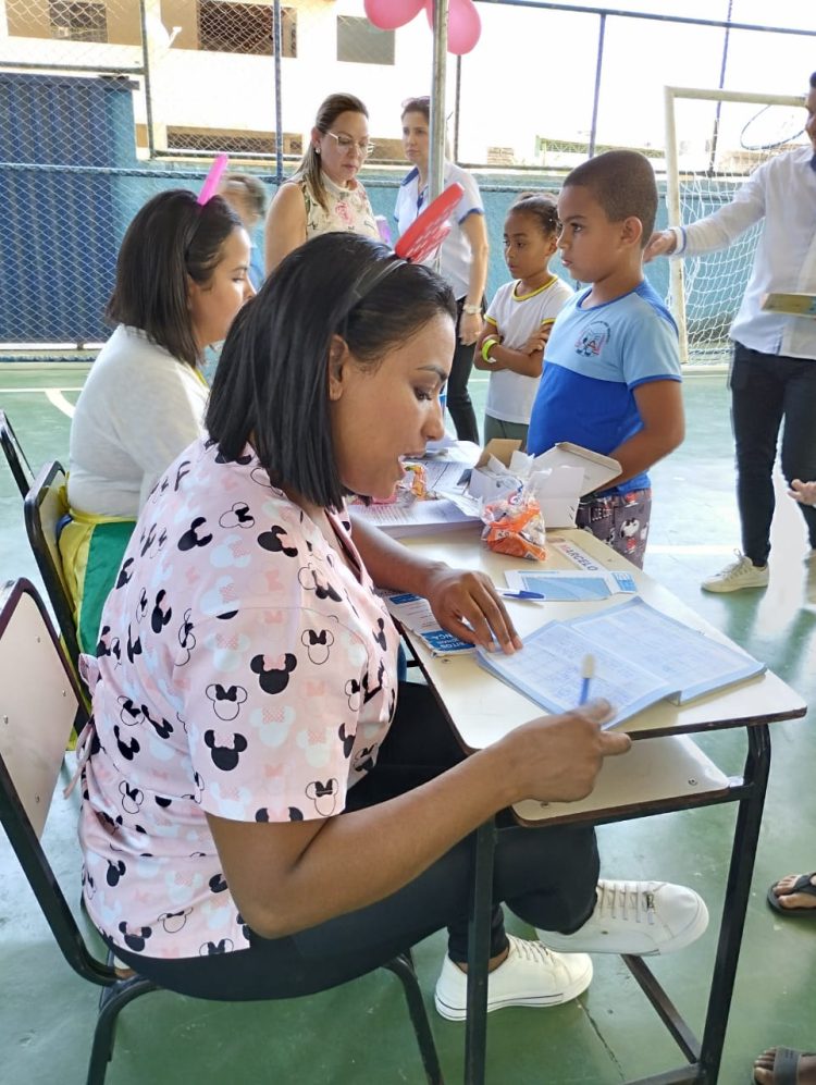 “Dia D” de vacinação: em Mantena, a Escola Municipal Mario Rigamont recebeu a Campanha de Multivacinação
