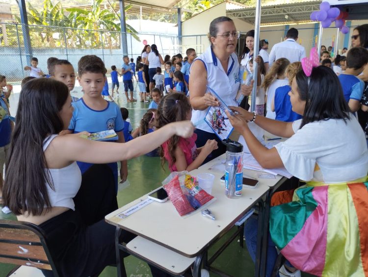 “Dia D” de vacinação: em Mantena, a Escola Municipal Mario Rigamont recebeu a Campanha de Multivacinação