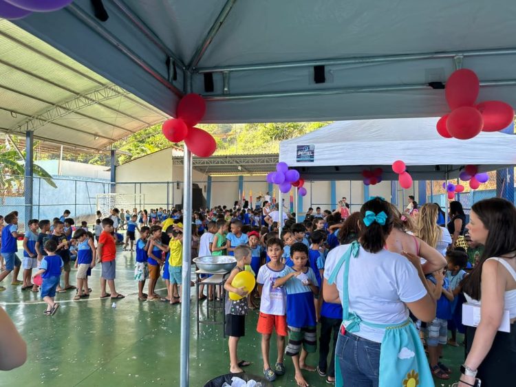 “Dia D” de vacinação: em Mantena, a Escola Municipal Mario Rigamont recebeu a Campanha de Multivacinação