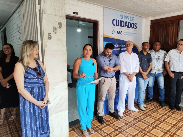 Saúde Mantena! Em um dia, Administração e Secretaria de Saúde inauguram o Ambulatório de Atenção Especializada e um mega PSF no bairro Nicoline. Confira!