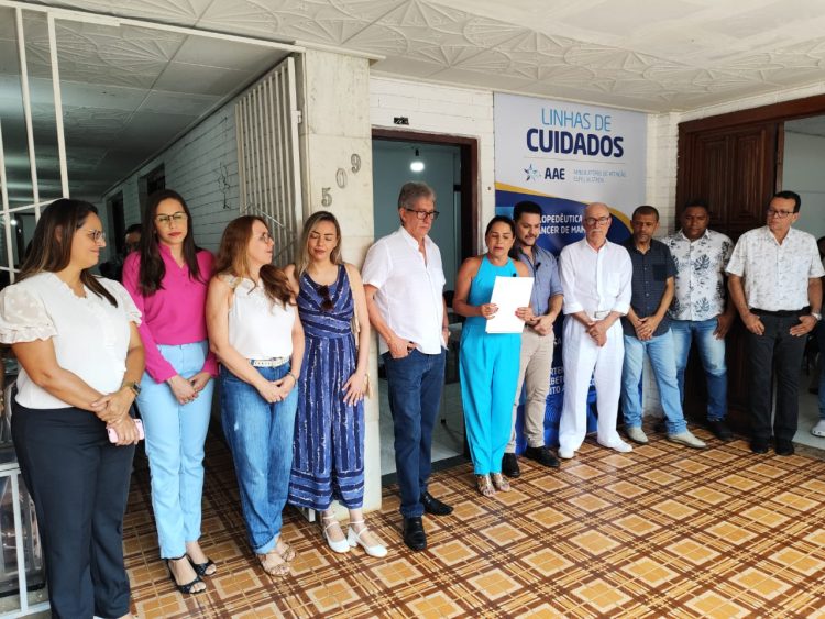 Saúde Mantena! Em um dia, Administração e Secretaria de Saúde inauguram o Ambulatório de Atenção Especializada e um mega PSF no bairro Nicoline. Confira!