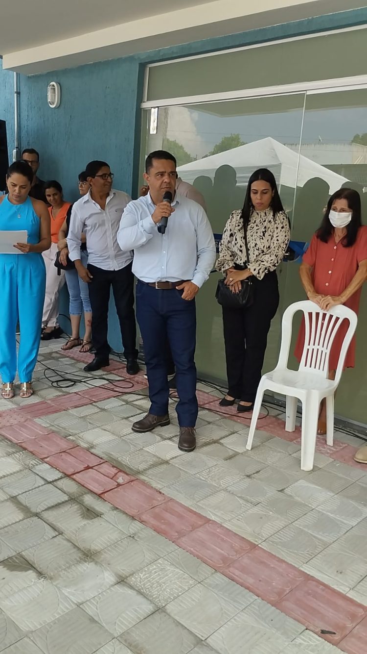 Saúde Mantena! Em um dia, Administração e Secretaria de Saúde inauguram o Ambulatório de Atenção Especializada e um mega PSF no bairro Nicoline. Confira!