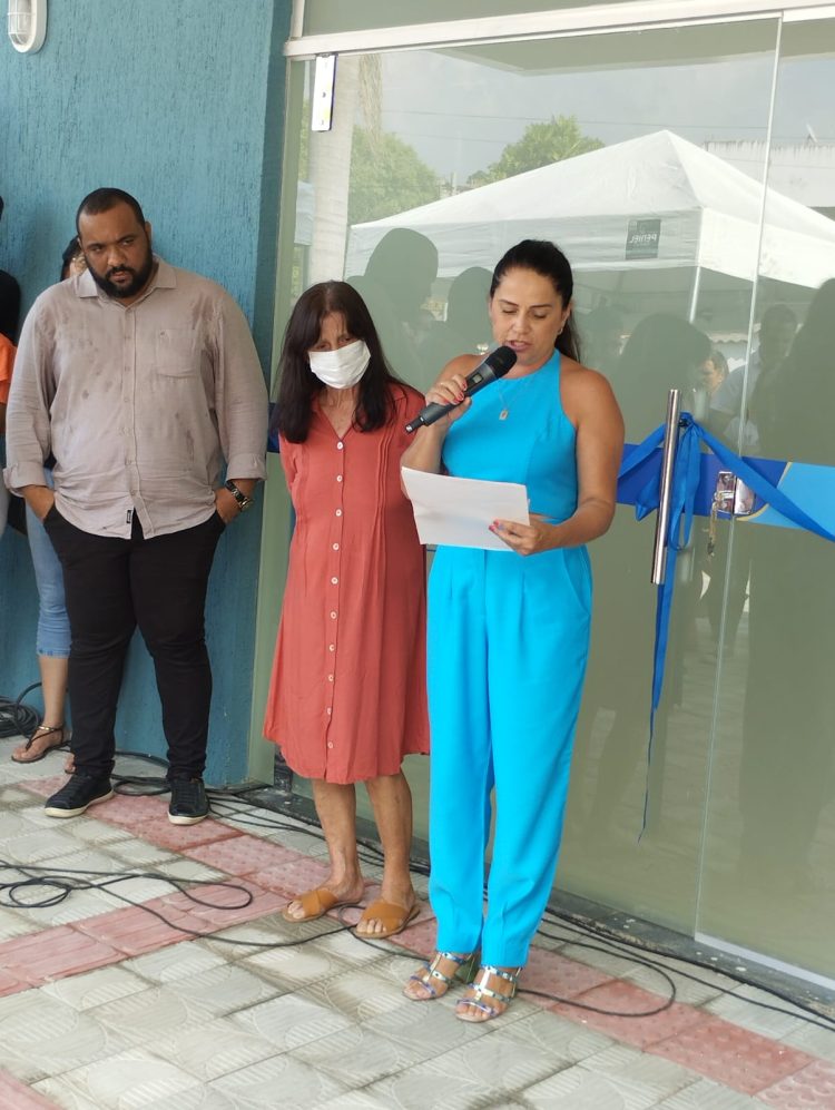 Saúde Mantena! Em um dia, Administração e Secretaria de Saúde inauguram o Ambulatório de Atenção Especializada e um mega PSF no bairro Nicoline. Confira!