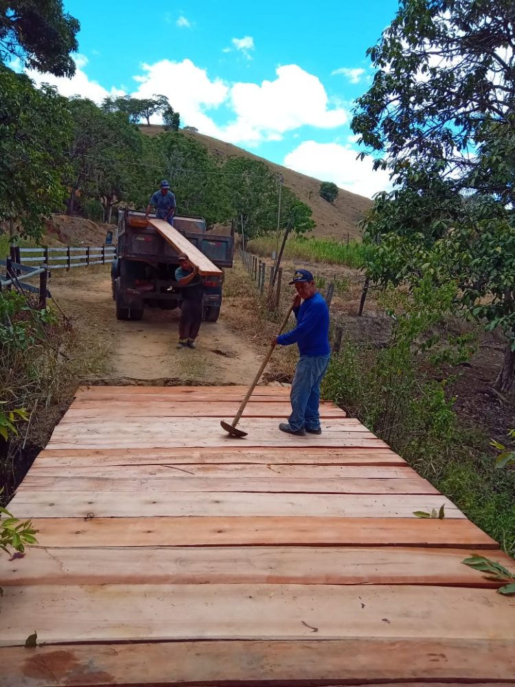 Prefeitura de Mantena realizou 106 intervenções na zona rural do município; VEJA