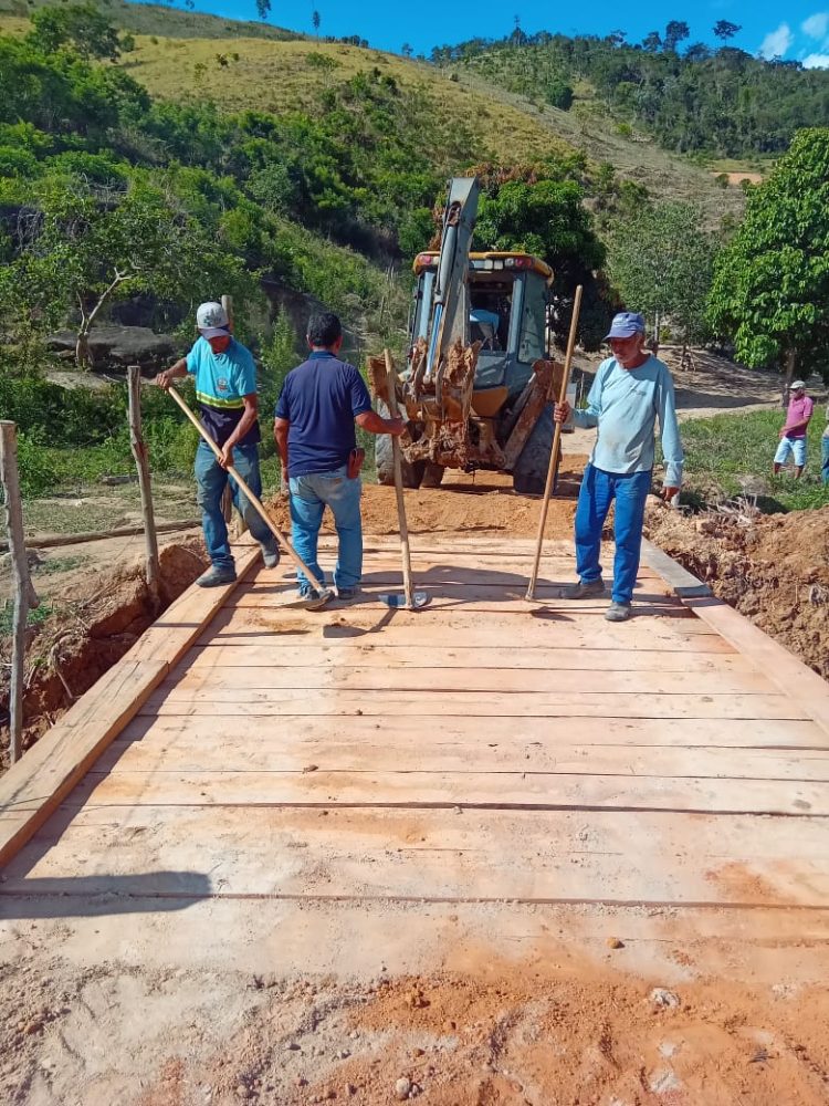 Prefeitura de Mantena realizou 106 intervenções na zona rural do município; VEJA