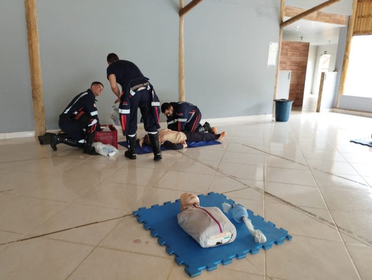 Médicos, Enfermeiros e Técnicos de Enfermagem da Atenção Primária à Saúde recebem Capacitação Técnica em Suporte Emergencial Básico