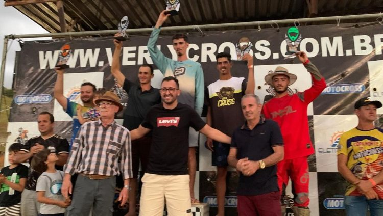 Copa Norte de Motocross agita Mantena na 4ª Etapa