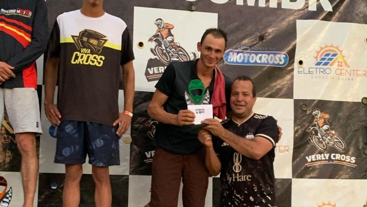 Copa Norte de Motocross agita Mantena na 4ª Etapa