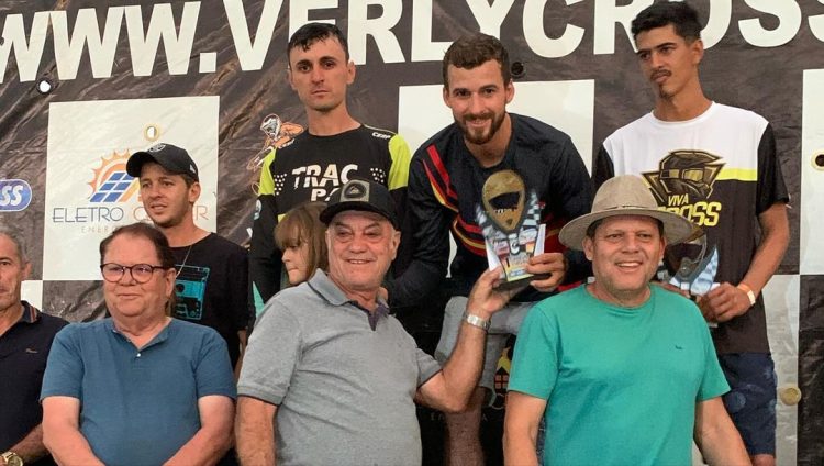 Copa Norte de Motocross agita Mantena na 4ª Etapa