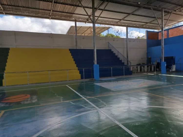 Prefeitura realiza reforma no Ginásio Poliesportivo Raimundo Maria