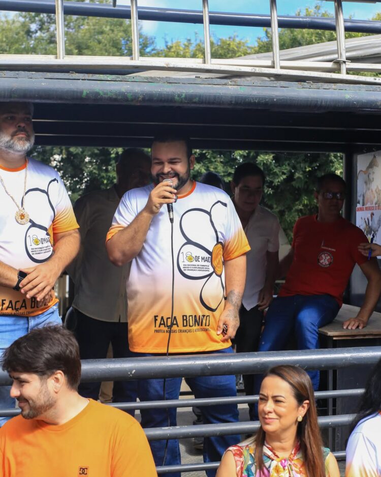 9ª Caminhada Maio Laranja mobiliza Mantena em Defesa das Crianças e Adolescentes