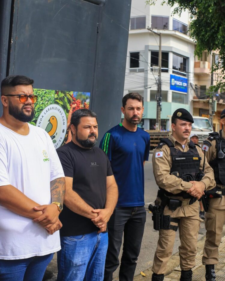 9ª Caminhada Maio Laranja mobiliza Mantena em Defesa das Crianças e Adolescentes