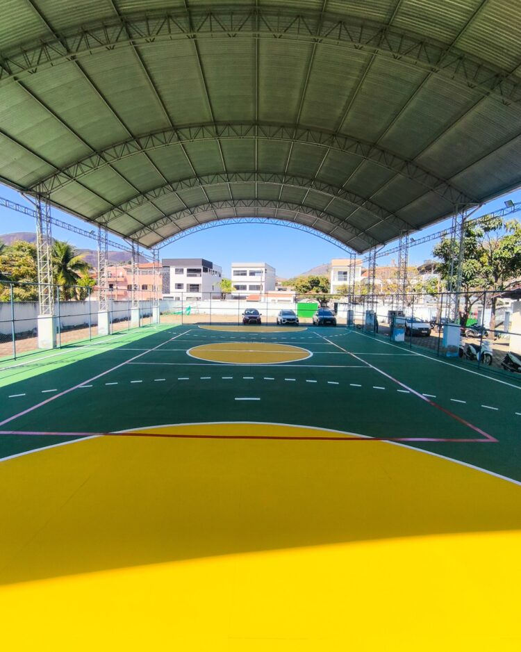 Esporte de cara nova: quadras do Jamiro Batista e CEMI recebem melhorias