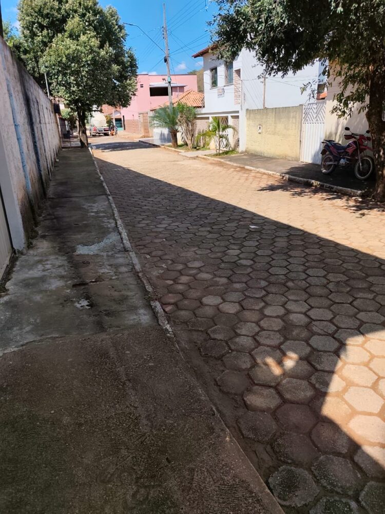 Prefeitura leva força-tarefa de limpeza ao distrito de Limeira