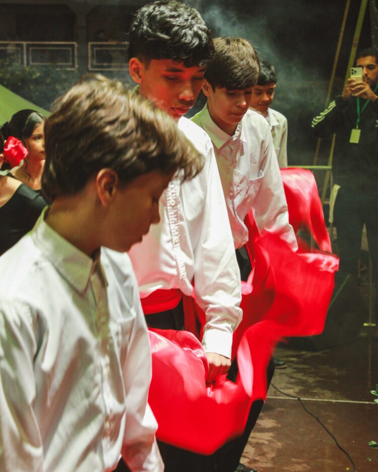 1ª EXPOEDUCA transforma Mantena em um verdadeiro passeio pelo mundo por meio da educação