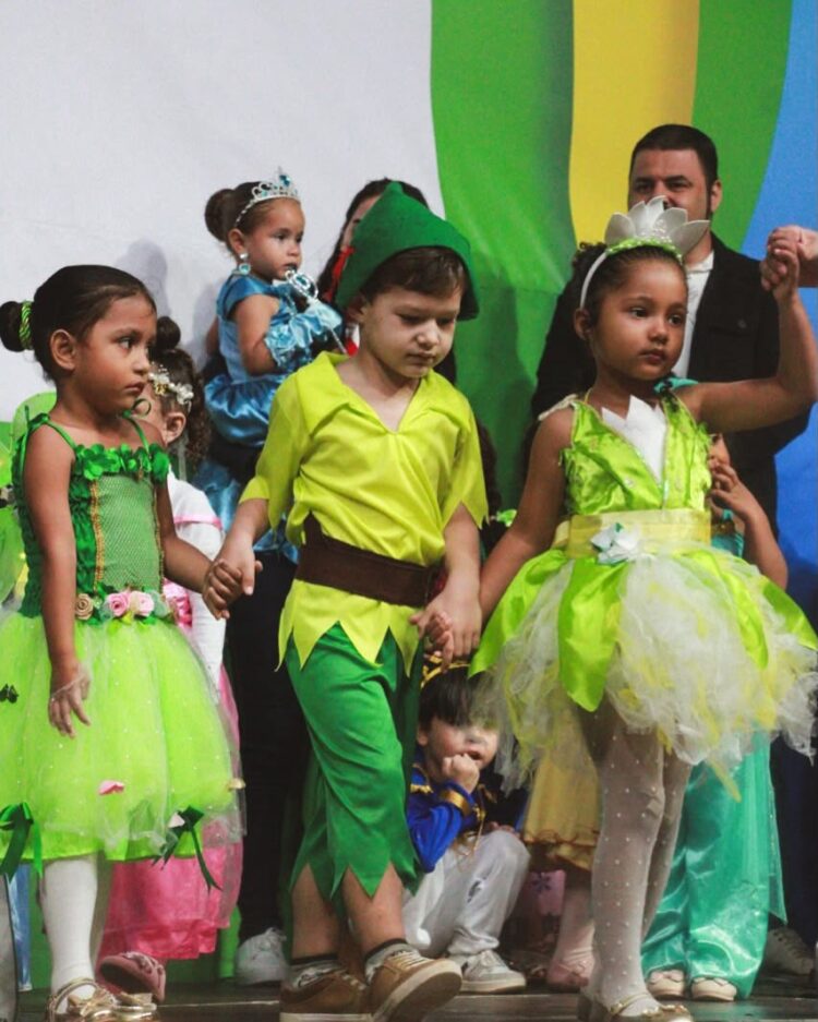1ª EXPOEDUCA transforma Mantena em um verdadeiro passeio pelo mundo por meio da educação