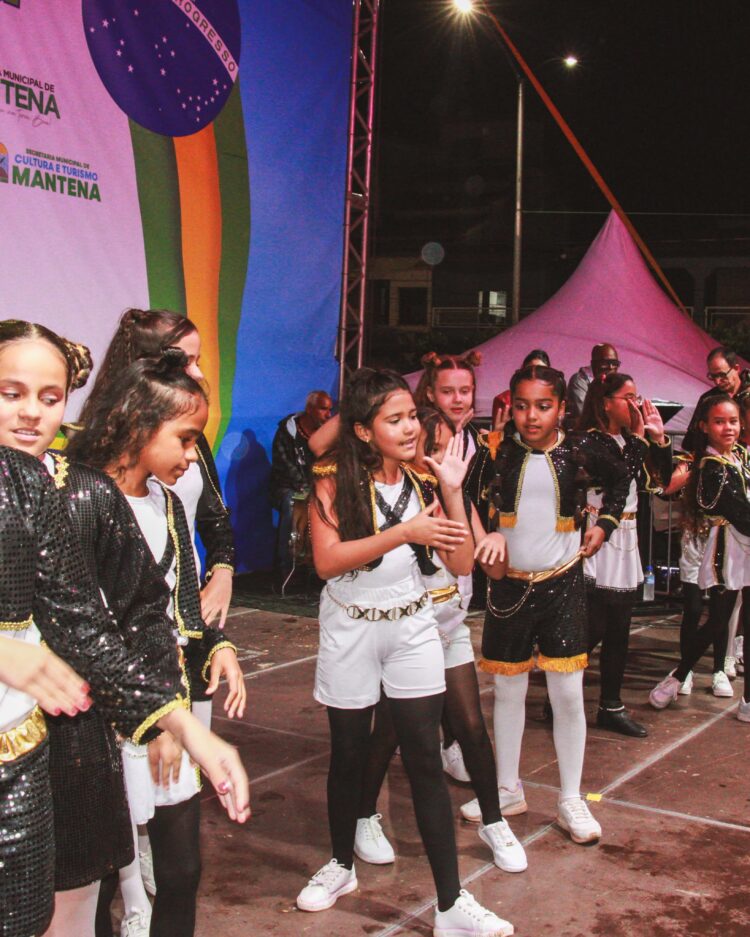 1ª EXPOEDUCA transforma Mantena em um verdadeiro passeio pelo mundo por meio da educação