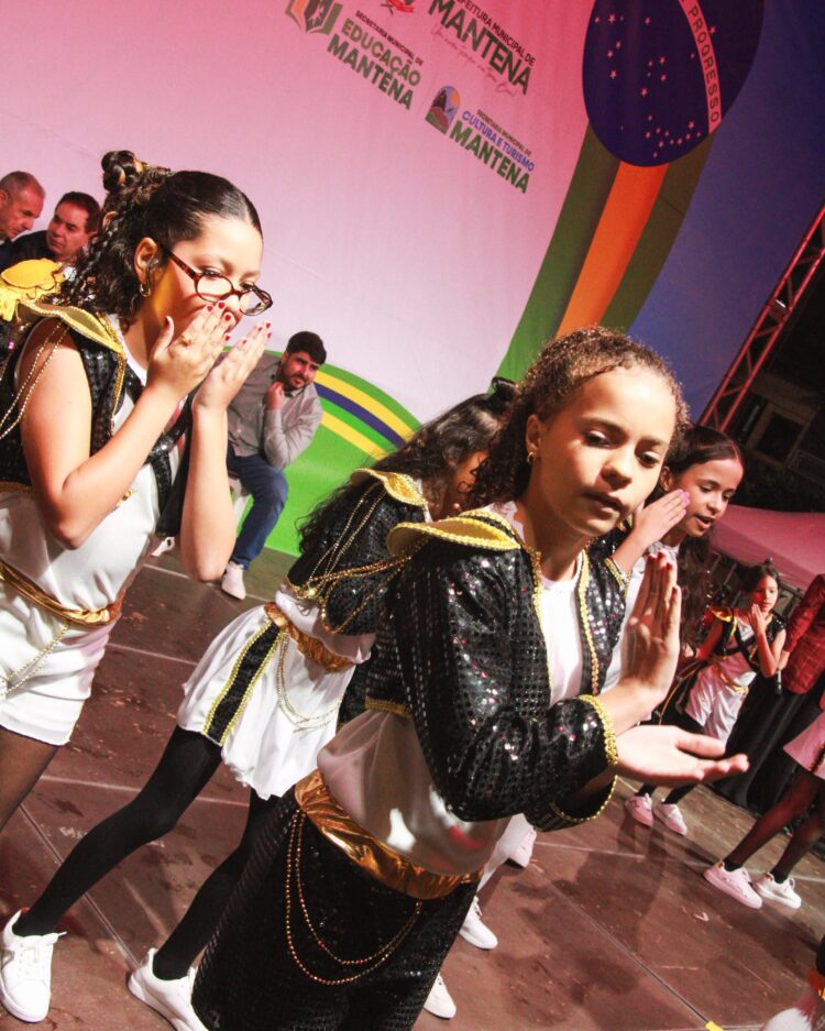 1ª EXPOEDUCA transforma Mantena em um verdadeiro passeio pelo mundo por meio da educação